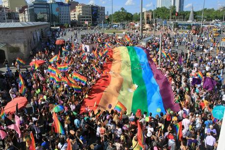 How I Fit Into Mainstream Pride Events As A Queer Black Woman