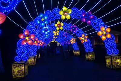 CHINESE LANTERN FESTIVAL: Franklin Square, Philadelphia, PA