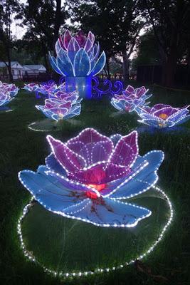 CHINESE LANTERN FESTIVAL: Franklin Square, Philadelphia, PA