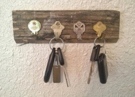 Old Keys Transformed Into a Key Hanger