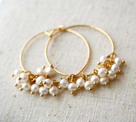 gold hoop earrings with pearls