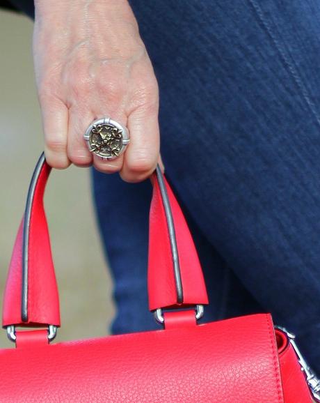 vintage medallion jewelry ring