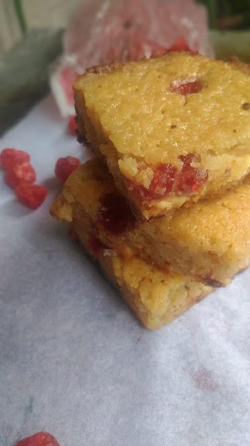 Blondies with White Chocolate and Sour Cherries