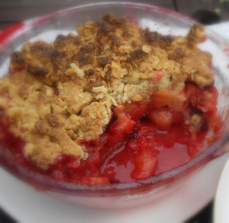 Blackberry, Apple and Almond Crumble
