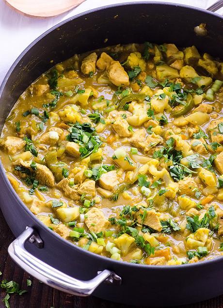 skillet1-cauliflower-chicken-yellow-curry-recipe