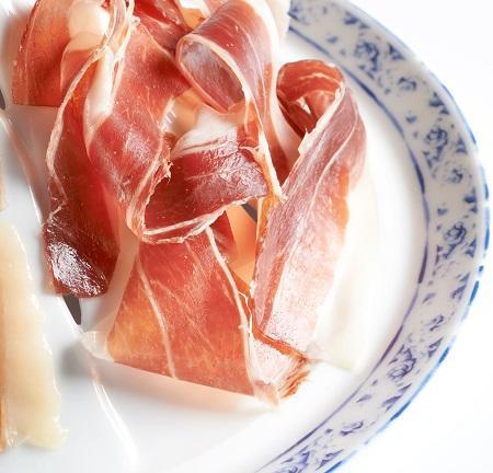 Landmark Mandarin Oriental launches Bellota Ham at MO Bar