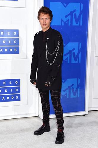 The 2016 MTV VMAs in Menswear