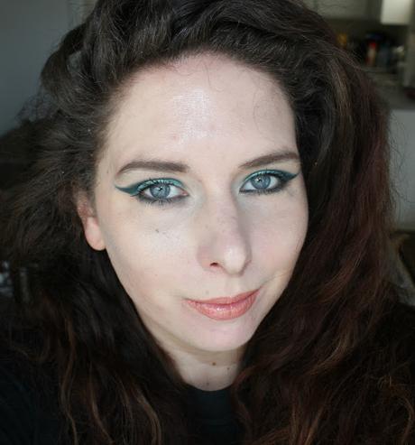 FOTD: Bold Eyes and Glossy, Metallic Lips