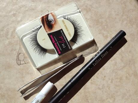 Idiots Guide: Applying Strip Lashes