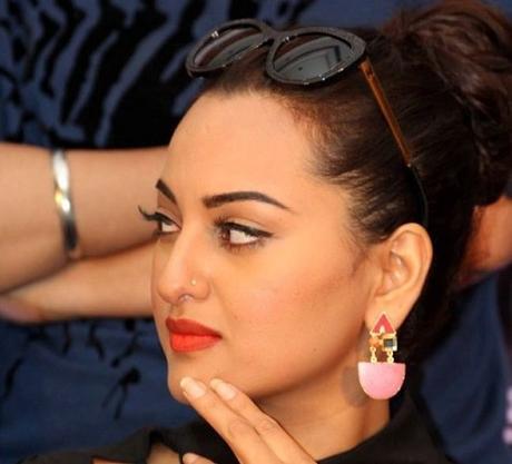 5 Lipstick Shades That Every Indian Woman Should Own