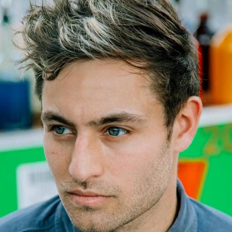 Yoke Lore Bring Melodic Bliss With ‘Hold Me Down’ [Video]