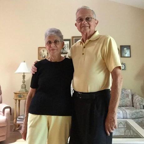 Grandparents From Washington Matching Clothes Since 52 Years