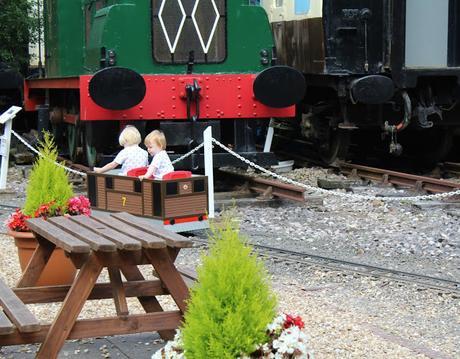 Devon Days Out: Devon Railway Centre