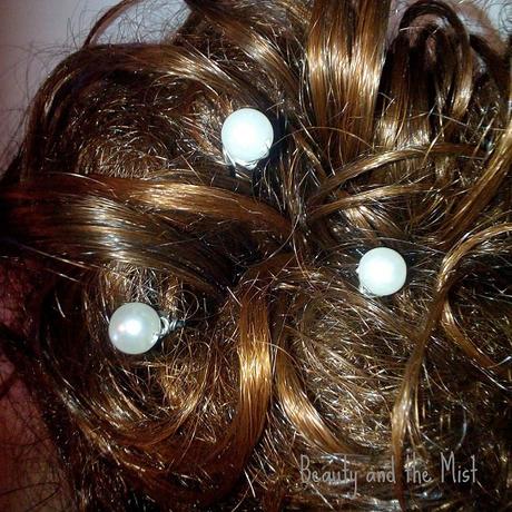 DIY: Bridal Bobby Pins with A Pearl