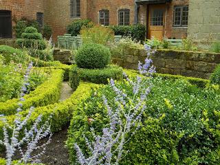 The Norbury Knot Garden