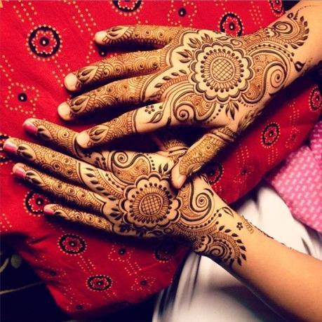 mehndi-designs-for-karvachauth