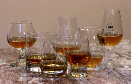 Kiss My Glass! The Definitive Guide to Whisky Glassware