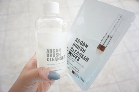 KICHO Argan Brush Cleanser Wipes & Cleanser Review