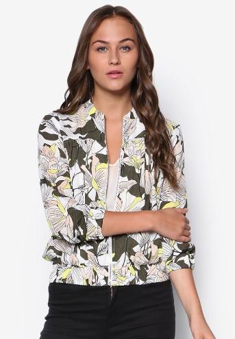 Infuse A Punch Of Style Edge With Jackets From Zalora dorothy-perkins-4800-542937-1