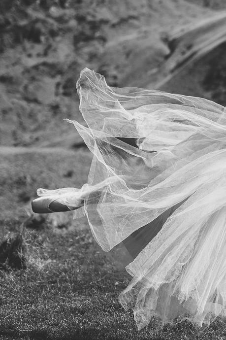 Water & Wind. Ethereal Wedding Inspiration