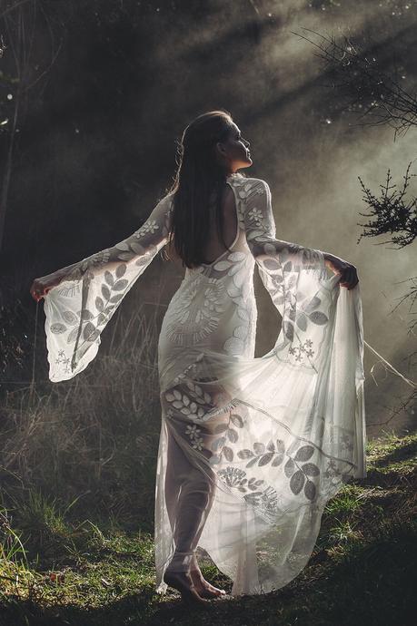 Water & Wind. Ethereal Wedding Inspiration