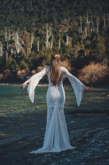 Water & Wind. Ethereal Wedding Inspiration