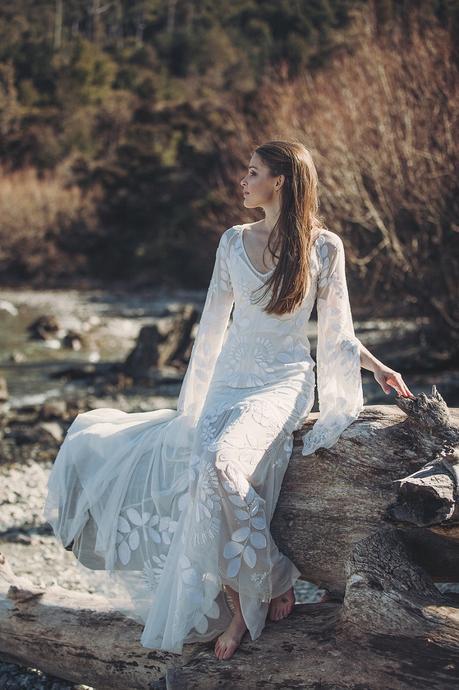 Water & Wind. Ethereal Wedding Inspiration