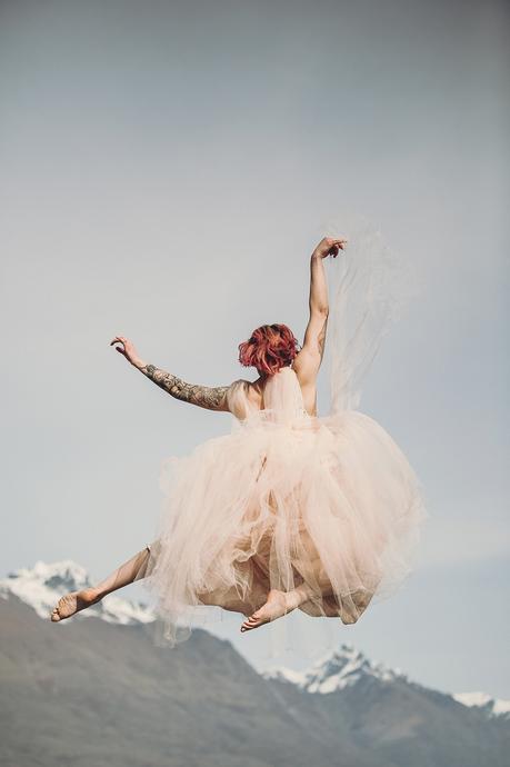 Water & Wind. Ethereal Wedding Inspiration