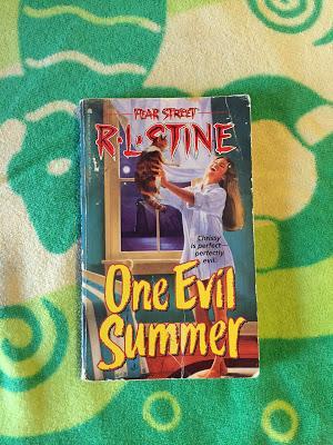 5 best #RLStine #FearStreet #books to read in the #summer