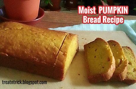 Moist Pumpkin Bread Recipe @ treatntrick.blogspot.com