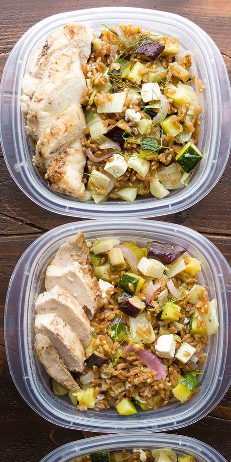Mediterranean Farro Chicken Lunch Bowl Recipe, make a big batch on the weekend and you'll have 4 work lunches ready