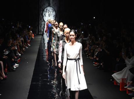 What Is The Hullabaloo About Singapore Fashion Week 2016?