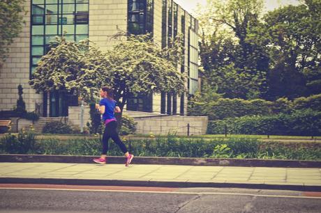5 Tips on How to Jog Safely on the Roads