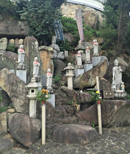 temple walk Onomichi Japan