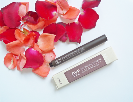 the SAEM Eco Soul Kiss Button Lips Matte Review, Photos, & Swatches