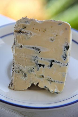 danish-blue-cheese-30aeats
