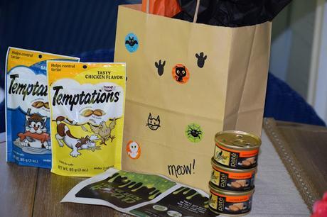 Create A Halloween Boo Gift Kit for Your Purfect Cat!