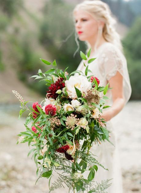 marsala-wedding-flowers-1