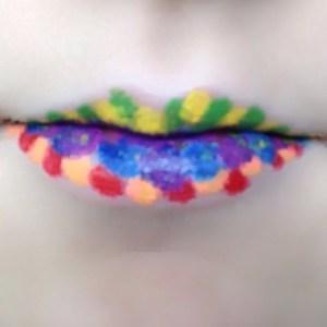 Easy Halloween Look (Skittles) lips