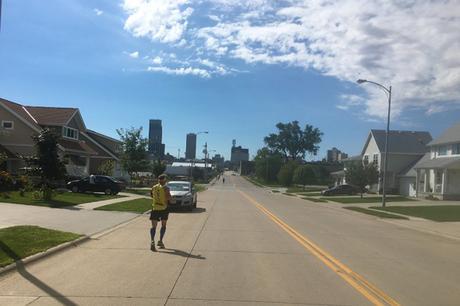 Mile 25 of Omaha Marathon