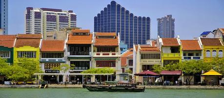 Tour the majestic Singapore