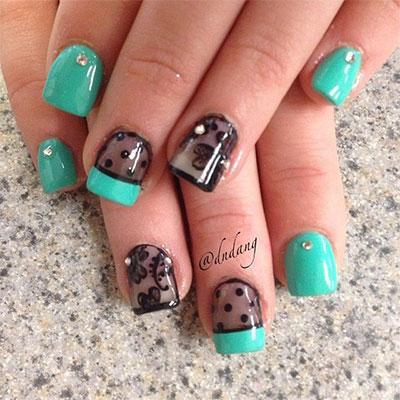 Simple Nail art design for college girls