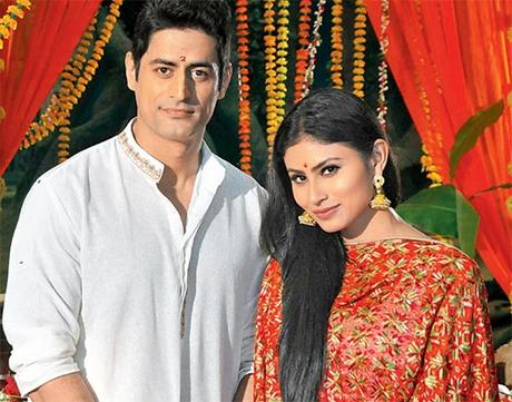 Unseen images from the life of Mouni Roy with her boyfriend Mohit Raina