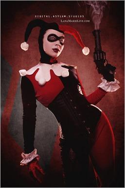 LanaCosplay as Harley Quinn (Photo by Digital Asylum Studios)