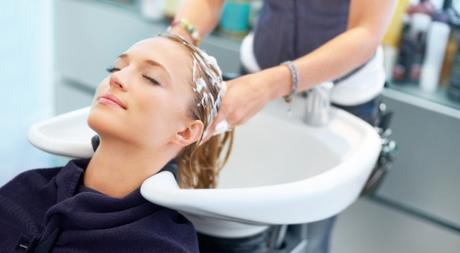 Beauty Treatments to Indulge In A Salon Before The Festive Season