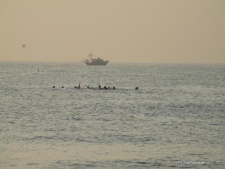 the lure of Bay of Bengal at Marina ~ dangerous swimming in the Sea