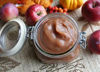 Crock Pot Vanilla Apple Butter (Refined Sugar Free)