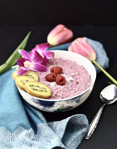 Paleo Raspberry Coconut Oatmeal (Grain Free, Gluten Free, AIP, GAPS, Whole 30, SCD, Low FODMAP, Vegan)