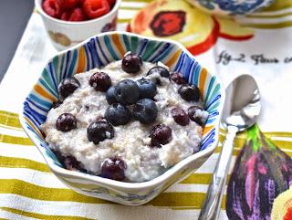 Paleo Raspberry Coconut Oatmeal (Grain Free, Gluten Free, AIP, GAPS, Whole 30, SCD, Low FODMAP, Vegan)