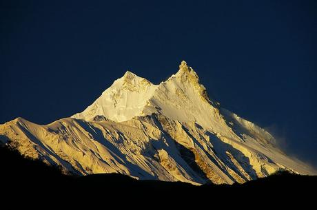 Himalaya Fall 2016: Commercial Expeditions Head Home, Missing Climber on Manaslu
